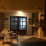 ベッド・アンド・ブレックファスト Casa Perla Holidays Juraši