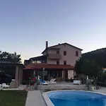 Casa Perla Holidays ベッド・アンド・ブレックファスト