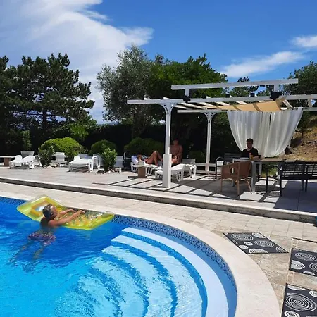 Nocleg ze śniadaniem Casa Perla Holidays *