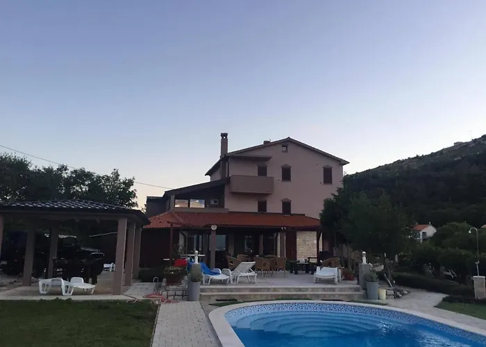 Casa Perla Holidays Couette-café