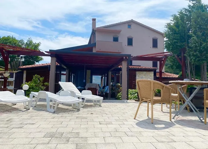 Casa Perla Holidays krevet i doručak *